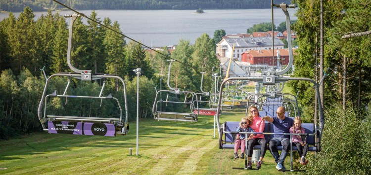 Wir haben es geschafft! Die Seilbahn Lipno Expess ist ab Samstag wieder in Betrieb