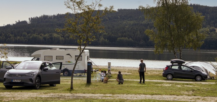 Genießen Sie einen tollen Urlaub in einem Zelt oder Wohnwagen auf dem Campingplatz Modřín!