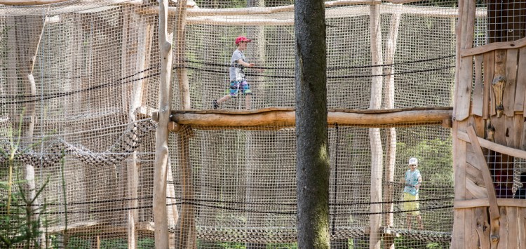 Wir wünschen Ihnen einen schönen Tag mit den Kindern und viel Spaß mit uns, während Sie sich entspannen!