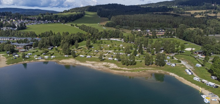 Genießen Sie Ihren Urlaub im Herzen von Lipno nad Vltavou!